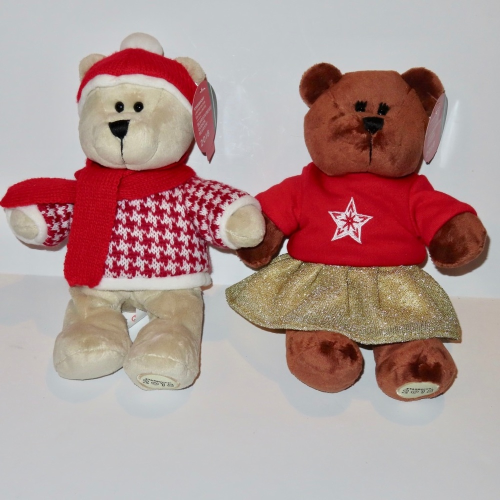 Starbucks 2018 Holiday Collectible Bearista